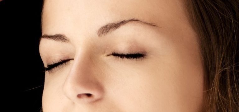 目尻 魚尾 の様子で恋愛傾向が分かるの6の人相占い Fortune Media